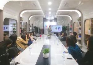 提升品牌價(jià)值，共筑校友輝煌 中山大學(xué)陜西校友會(huì)企業(yè)形象定制培訓(xùn)與咨詢(xún)